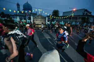 BIB: 
                            <button type="button" onclick="openModal(26232108)" class="btn btn-primary btn-sm float-right btn-popup" data-toggle="modal" data-target=".modal-high-quality">
                        <i class="fas fa-shopping-cart"></i> Add to Cart
                    </button>
                                            <button type="button" onclick="isThisMe(26232108, true)" class="btn btn-success btn-sm float-right btn-popup btn-isme hidden" data-toggle="tooltip" data-placement="bottom" title="นี่คือรูปของคุณใช่ไหม คลิกที่นี่เพื่อเอาเข้าอัลบั้ม">
                        <i class="fas fa-plus"></i> Add to album
                    </button>
                    <button type="button" onclick="isThisMe(26232108, false)" class="btn btn-warning btn-sm float-right btn-popup btn-isnotme hidden">
                        <i class="fas fa-ban"></i> Remove from album
                    </button>